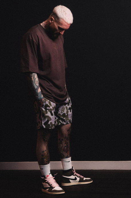 URBAN CAMO PERFORMANCE STAGE SHORTS