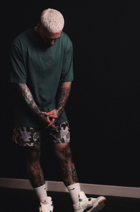 URBAN CAMO PERFORMANCE STAGE SHORTS
